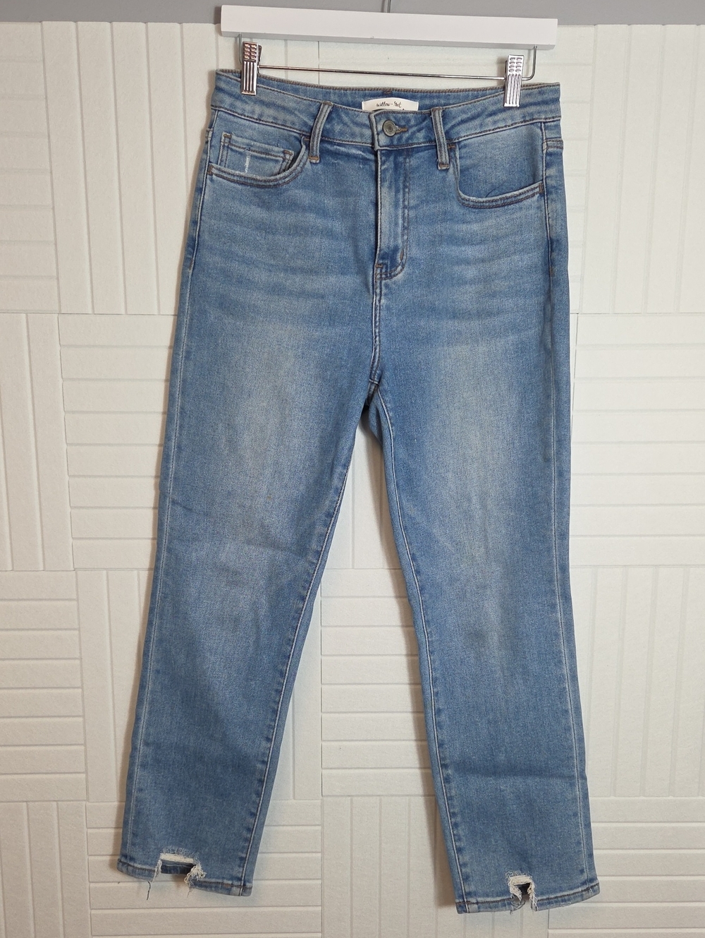 Willow & Root Distressed Hem The Mom Jean Size 28